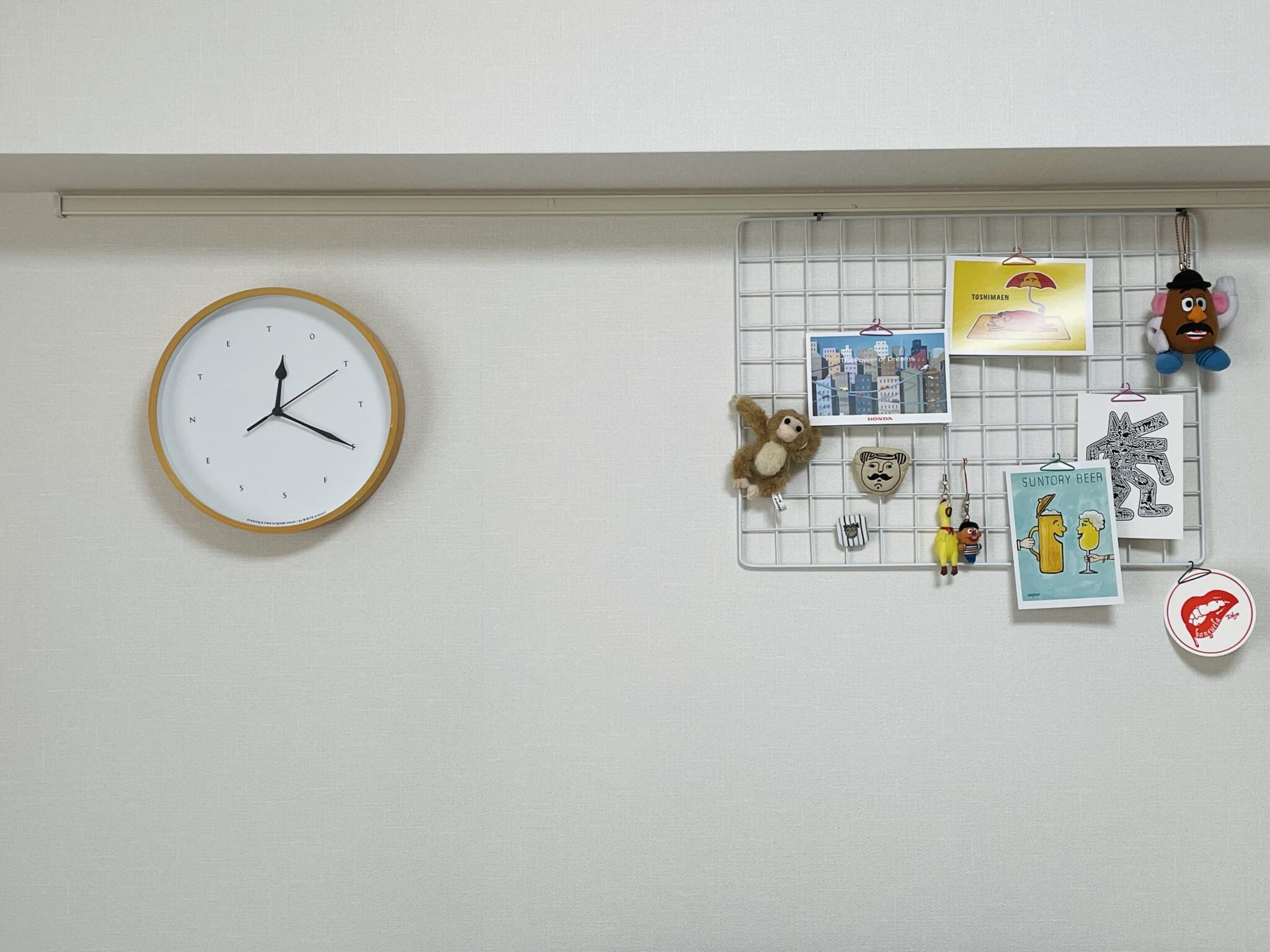 賃貸でも大丈夫！穴をあけずに壁に時計をかける方法 カナロード